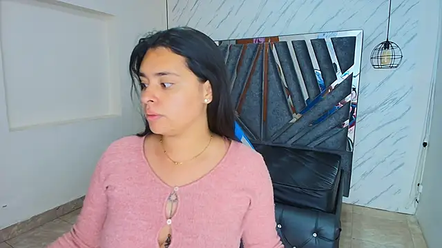 lorem adams online show from 12-05-25, 11:08