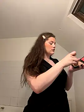 Snapshot of Alita_92 chatting on 10-13-25, 11:05 Alita 92 online show from 10-13-25, 11:05