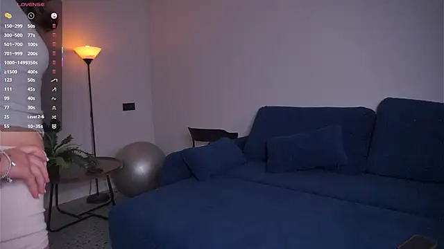 Snapshot of AdrianaCoenen chatting on 09-21-25, 05:47 AdrianaCoenen online show from 09-21-25, 05:47