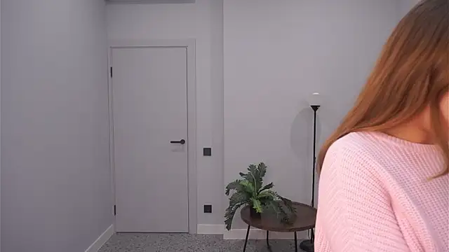 Snapshot of AdrianaCoenen chatting on 09-28-25, 06:13 AdrianaCoenen online show from 09-28-25, 06:13