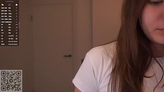 Snapshot of AdrianaCoenen chatting on 10-13-25, 06:41 AdrianaCoenen online show from 10-13-25, 06:41