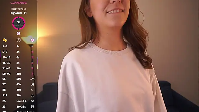 Snapshot of AdrianaCoenen chatting on 10-25-25, 07:08 AdrianaCoenen online show from 10-25-25, 07:08