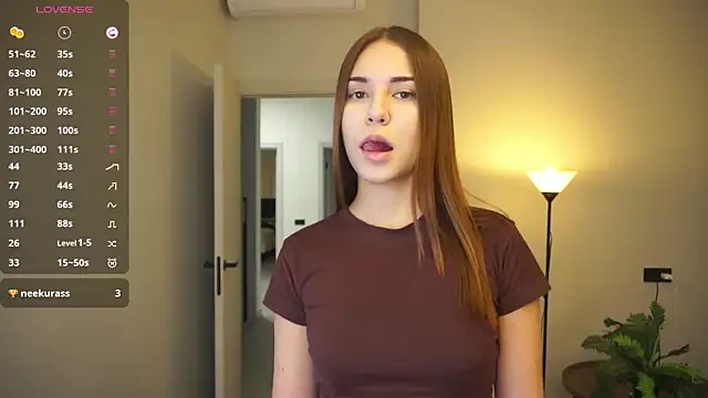 Snapshot of AdrianaCoenen chatting on 11-18-25, 05:17 AdrianaCoenen online show from 11-18-25, 05:17