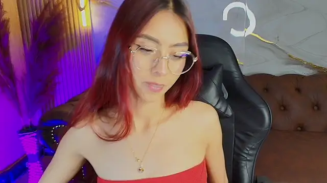 mia tf online show from 11-11-25, 02:17