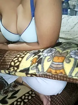 Adadhana Cam online show from 12-17-25, 09:59