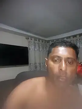 Snapshot of kingVibeX chatting on 10-06-25, 08:06 kingVibeX online show from 10-06-25, 08:06