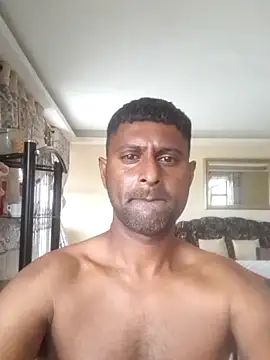 Snapshot of kingVibeX chatting on 11-21-25, 12:37 kingVibeX online show from 11-21-25, 12:37