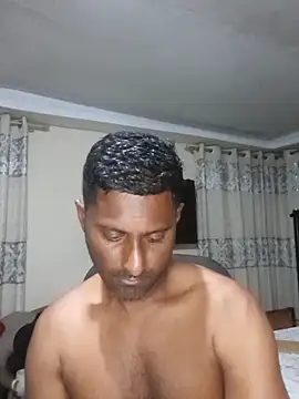 Snapshot of kingVibeX chatting on 11-28-25, 08:00 kingVibeX online show from 11-28-25, 08:00