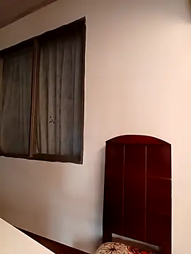 Snapshot of ANDREA-10_ chatting on 10-13-25, 01:22 ANDREA-10 online show from 10-13-25, 01:22