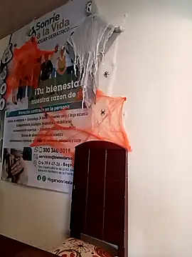 Snapshot of ANDREA-10_ chatting on 10-25-25, 02:35 ANDREA-10 online show from 10-25-25, 02:35