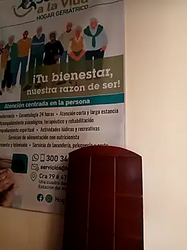 Snapshot of ANDREA-10_ chatting on 11-06-25, 02:40 ANDREA-10 online show from 11-06-25, 02:40