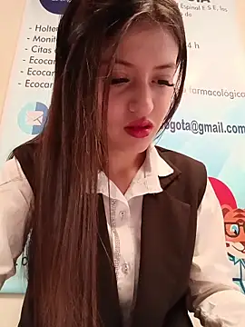 Snapshot of SALOME-28_ chatting on 10-21-25, 03:13 SALOME-28  online show from 10-21-25, 03:13