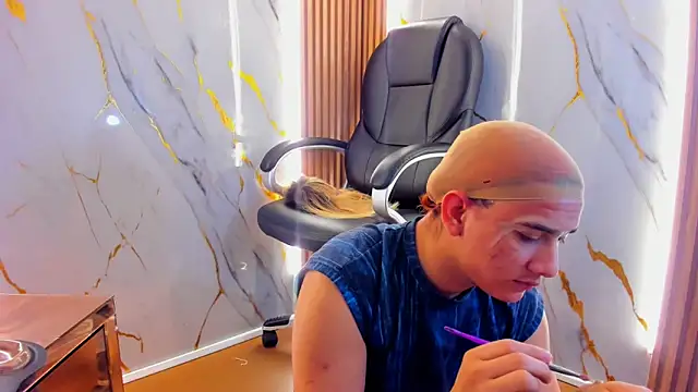 Marian Cristal online show from 02-10-26, 03:54