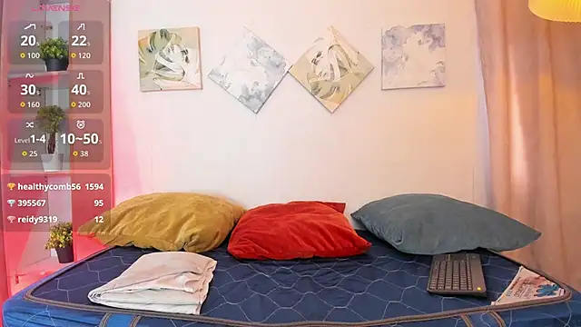 Snapshot of liam_twiink chatting on 11-25-25, 08:09 liam twiink online show from 11-25-25, 08:09