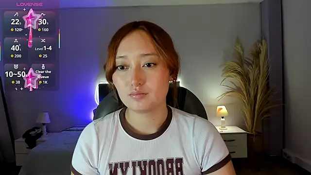 Snapshot of Samara_Hilton_2 chatting on 09-27-25, 07:08 Samara Hilton 2 online show from 09-27-25, 07:08