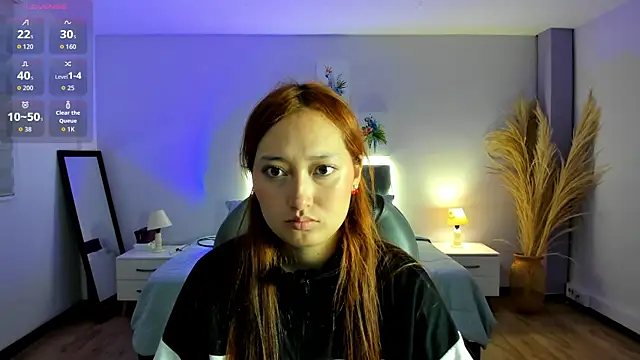 Snapshot of Samara_Hilton_2 chatting on 09-29-25, 08:13 Samara Hilton 2 online show from 09-29-25, 08:13