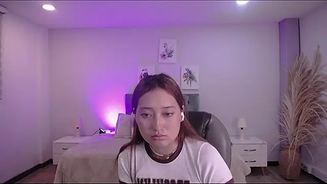 Snapshot of Samara_Hilton_2 chatting on 12-05-25, 06:26 Samara Hilton 2 online show from 12-05-25, 06:26