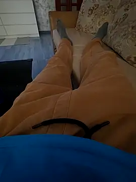 Snapshot of Foxbiker chatting on 10-17-25, 11:24 Foxbiker online show from 10-17-25, 11:24