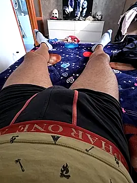 Snapshot of Foxbiker chatting on 10-22-25, 01:33 Foxbiker online show from 10-22-25, 01:33