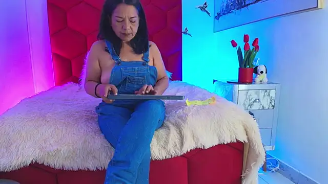 EvaGoddess  online show from 01-13-26, 06:57