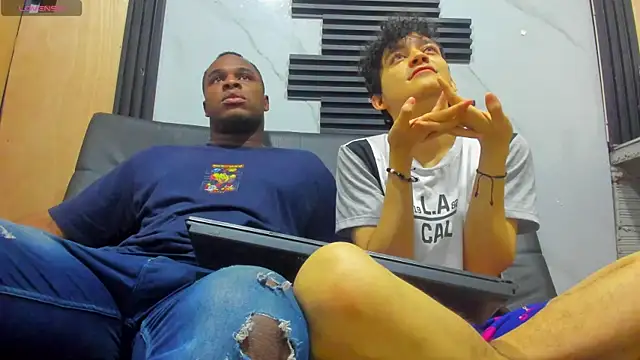 Snapshot of Amun_obsidian chatting on 11-09-25, 09:07 Amun obsidian online show from 11-09-25, 09:07