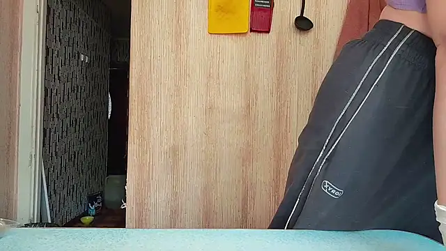 Snapshot of yanderephobia chatting on 11-29-25, 12:13 yanderephobia online show from 11-29-25, 12:13