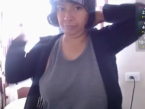 Acelinrose online show from 04-26-26, 12:47