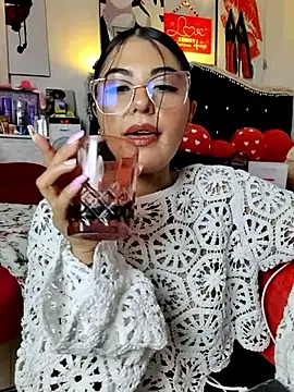 ValeNiitaLuv online show from 03-01-26, 02:46