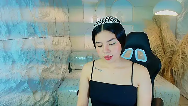 Snapshot of ambarina_r chatting on 11-26-25, 03:18 ambarina r online show from 11-26-25, 03:18