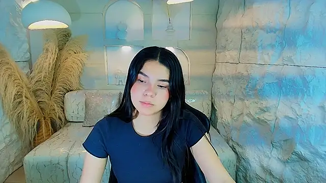 Snapshot of ambarina_r chatting on 11-27-25, 03:19 ambarina r online show from 11-27-25, 03:19