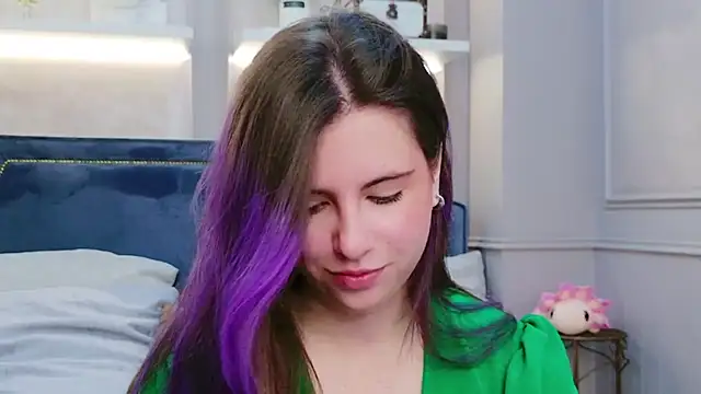 Snapshot of Akira_Halls chatting on 11-06-25, 08:54 Akira Halls online show from 11-06-25, 08:54