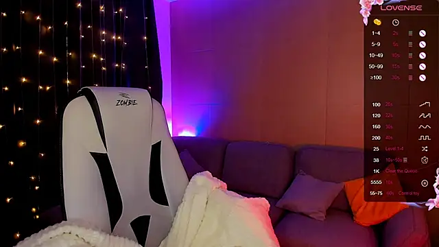 LinaBlossom  online show from 11-29-25, 08:17