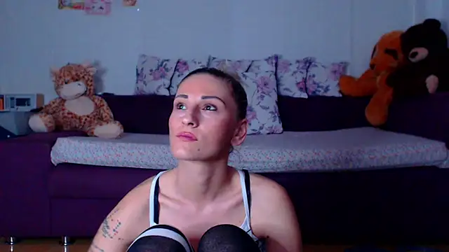 CassieSpell online show from 04-25-26, 08:50