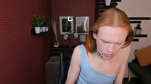 Snapshot of ChloeValentinee chatting on 10-23-25, 11:53 ChloeValentinee online show from 10-23-25, 11:53