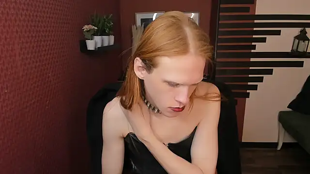 Snapshot of ChloeValentinee chatting on 11-10-25, 11:20 ChloeValentinee online show from 11-10-25, 11:20