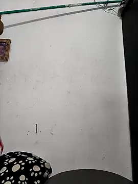 DEIV2  online show from 04-28-26, 06:51