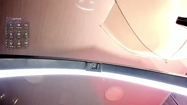 amaraa lewiis online show from 11-12-25, 12:16