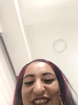 Alisson Stonee online show from 05-01-26, 01:10