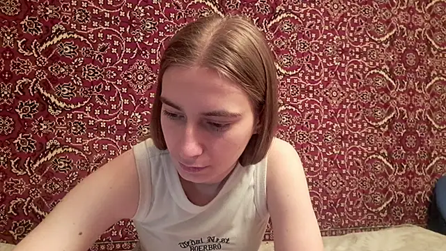 ivetabloom online show from 11-19-25, 03:01