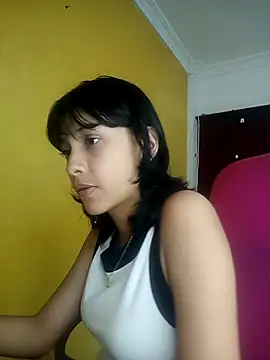 xoxo milk online show from 10-24-25, 08:05