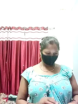 School medam online show from 10-09-25, 03:43