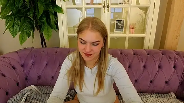 AlinaLiii online show from 03-22-26, 06:44