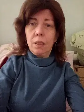 Snapshot of MARYNAMilff chatting on 10-20-25, 10:38 MARYNAMilff online show from 10-20-25, 10:38