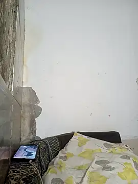 Snapshot of lucineia7 chatting on 11-27-25, 12:13 lucineia7 online show from 11-27-25, 12:13