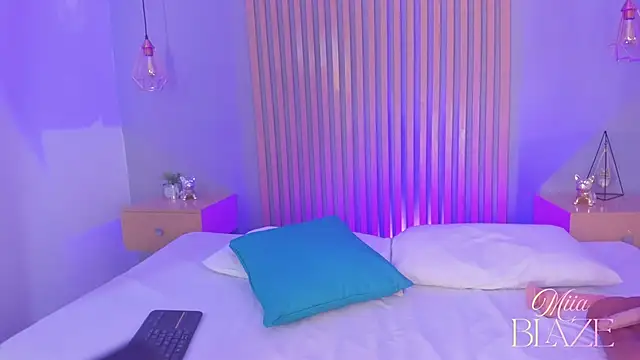 miia blaze online show from 03-24-26, 01:05