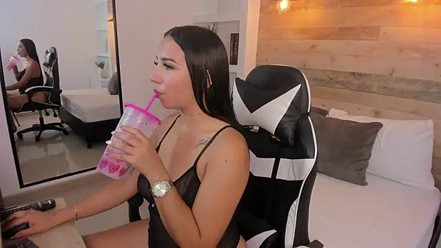 olivia willoow online show from 03-03-26, 02:50