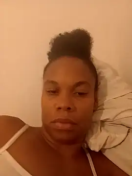 PrettahSantos online show from 10-15-25, 11:49