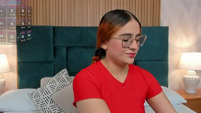 Snapshot of Amber_kiss_ chatting on 10-08-25, 06:27 Amber kiss  online show from 10-08-25, 06:27