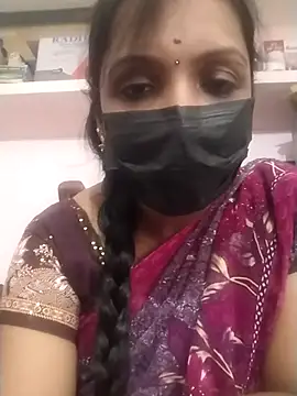 Snapshot of Tamil_Swathi chatting on 10-31-25, 04:57 Tamil Swathi online show from 10-31-25, 04:57