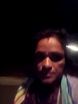 Snapshot of Devki_cute chatting on 11-07-25, 11:38 Devki cute online show from 11-07-25, 11:38